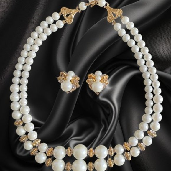 Vintage Retro Chunky Faux Pearl & Gold Tone Crystal Necklace Earrings Set 1950's - Picture 4 of 11